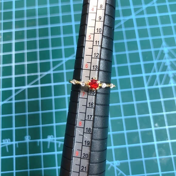 Ruby like ring - Picture 7 of 7
